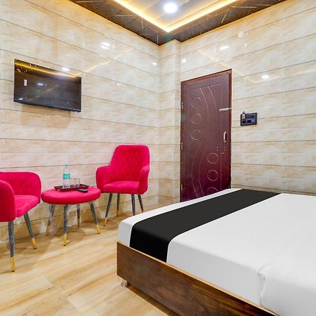 Hotel O Krishna Priya Haridwār Zewnętrze zdjęcie