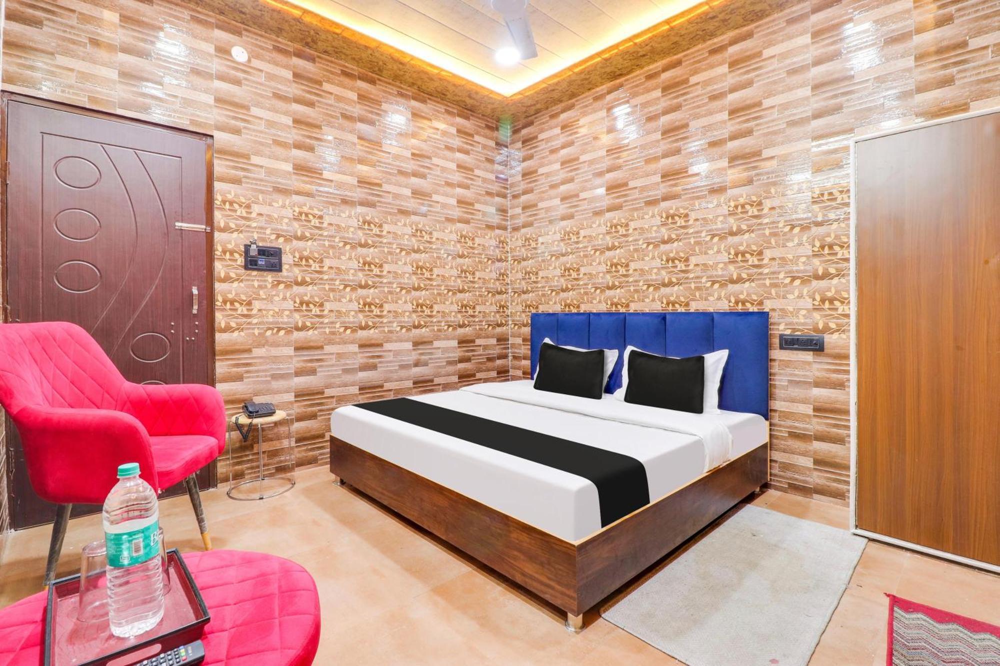 Hotel O Krishna Priya Haridwār Zewnętrze zdjęcie
