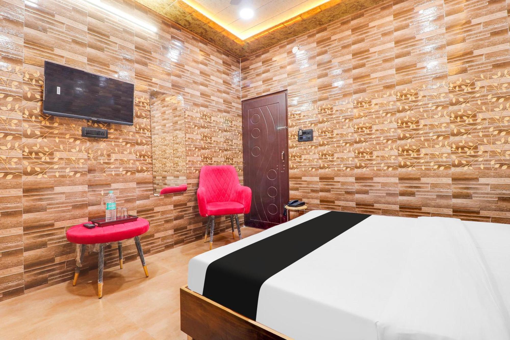 Hotel O Krishna Priya Haridwār Zewnętrze zdjęcie